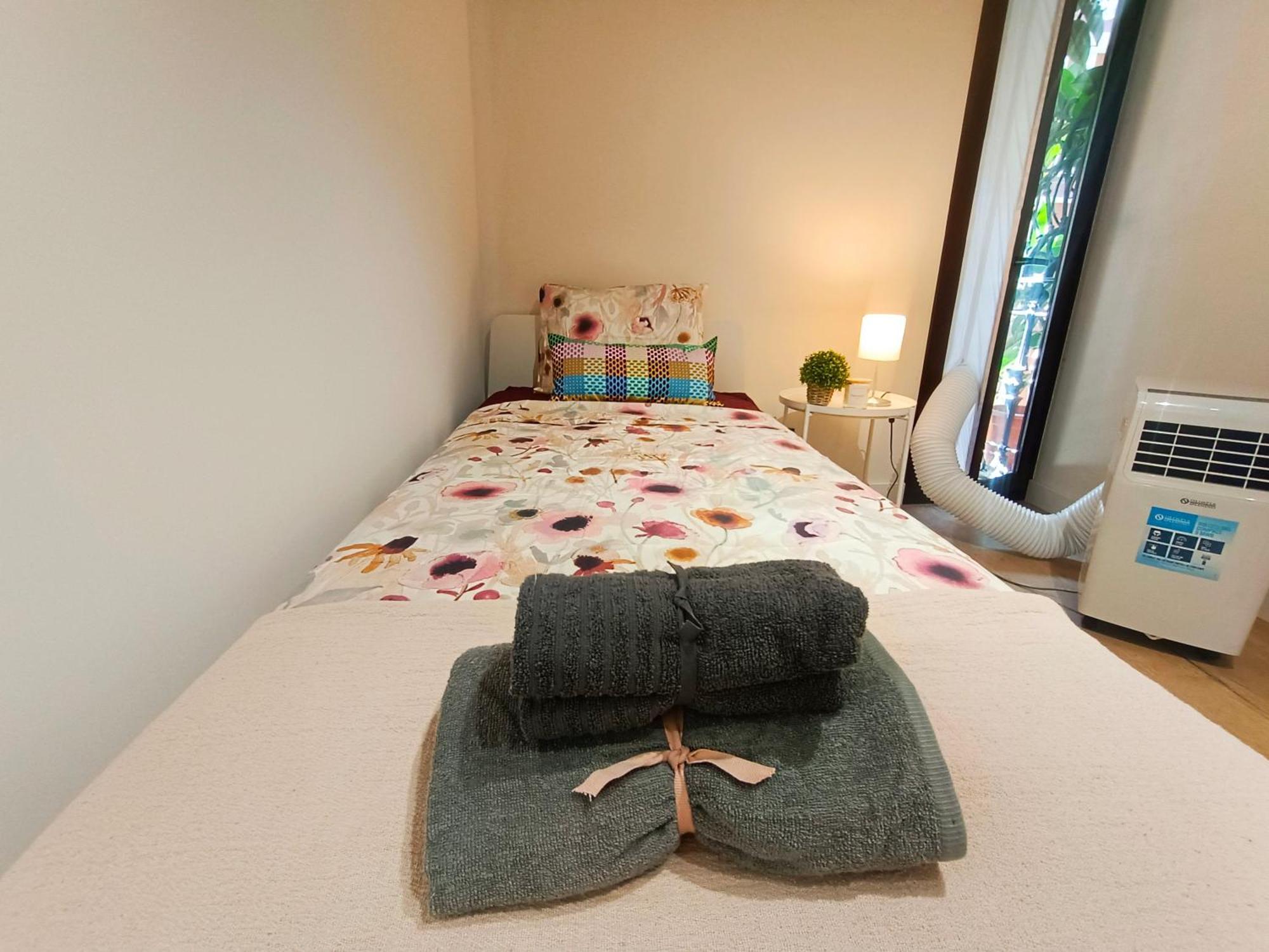 Private Rooms In Born Barcelona Ngoại thất bức ảnh